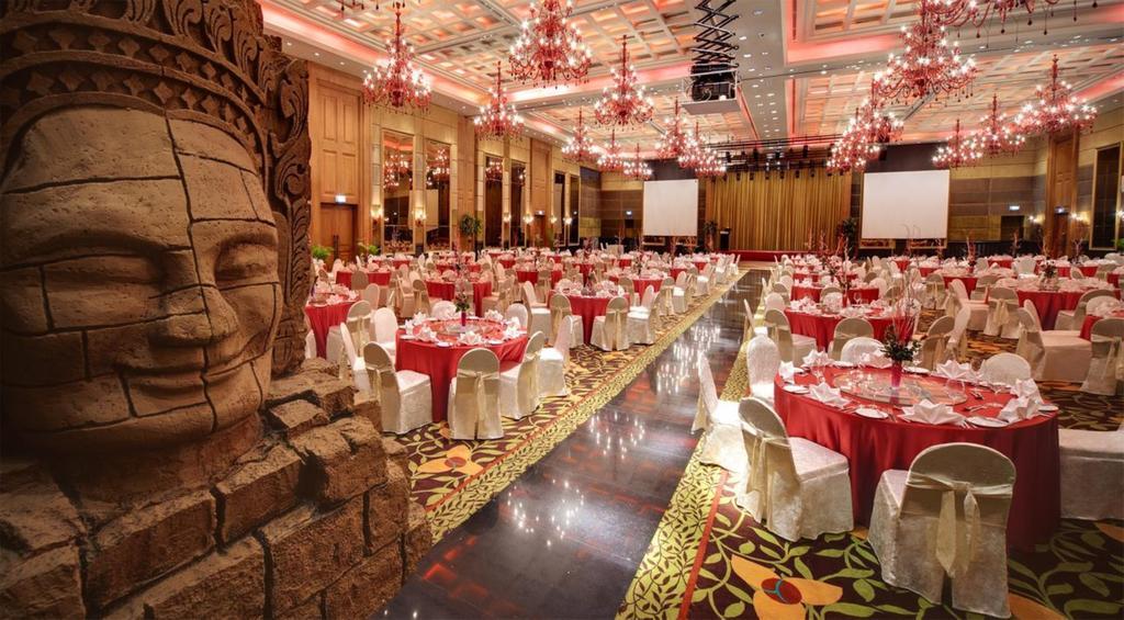 Nagaworld & Entertainment Complex