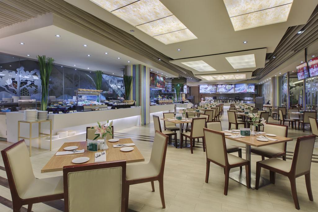 Nagaworld & Entertainment Complex Hotel